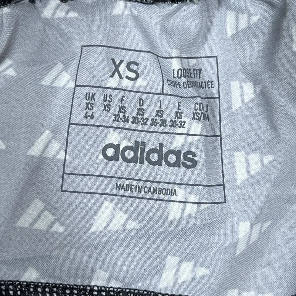 Adidas Shorts‎ Womens XS Black AEROREADY HR7783 Training Running Logo Print